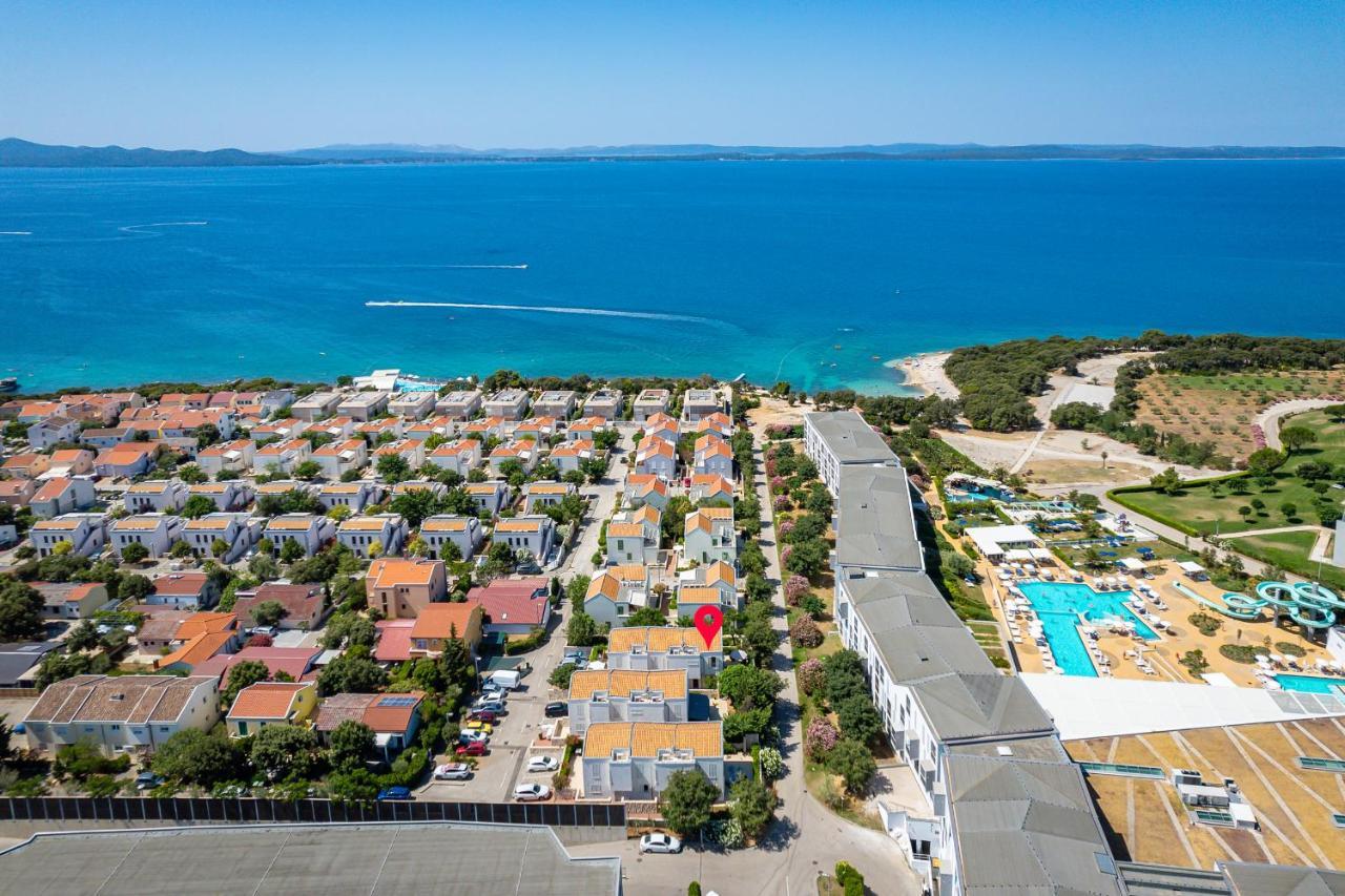 Luxury Two-Floor Apartment In Petrcane With Garden And Pool Exterior photo