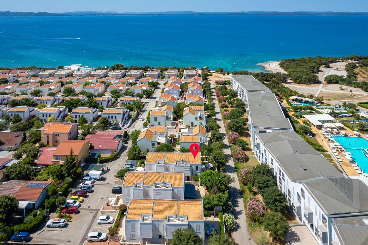 Luxury Two-Floor Apartment In Petrcane With Garden And Pool Exterior photo
